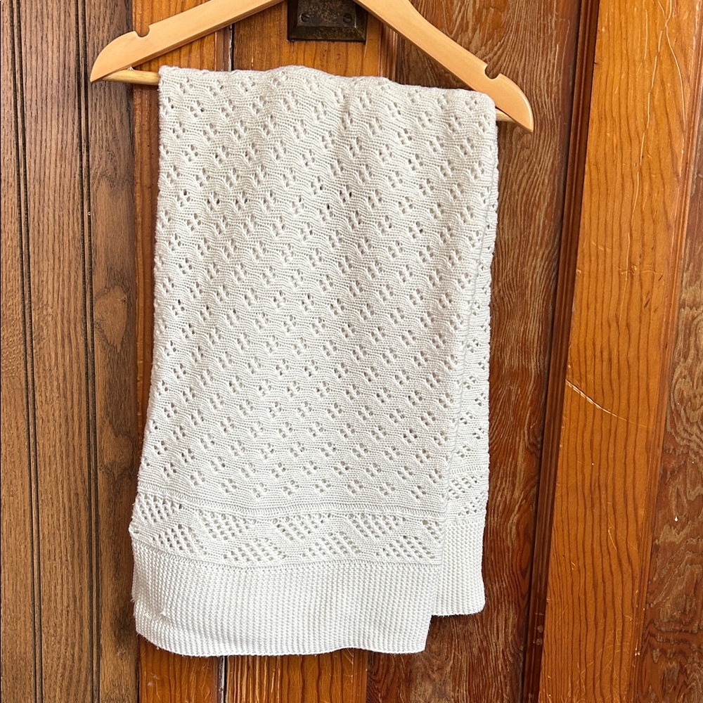 Elegant White Knit Baby Blanket